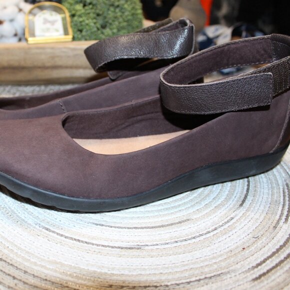 NWOT Clarks Collection ankle Mary Jane style women's Shoes 9 1/2 wide - Picture 7 of 9